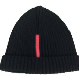 Prada Cappello Beanie Nero