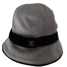 Chanel cappelli Nero Bianco