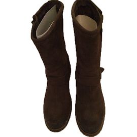 Autre Marque Mustang Stiefeletten aus braunem Wildleder Braun