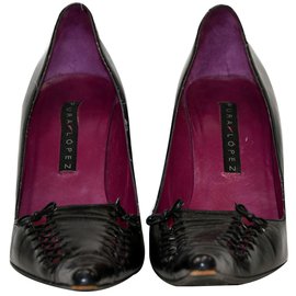 Pura Lopez Pumps Black