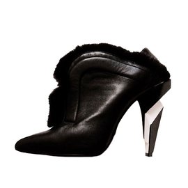 Fendi-Ankle Boots-Black