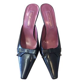 Mules Sergio Rossi em couro preto 39,5 Preto