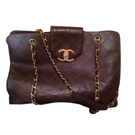Chanel-Handbag-Brown
