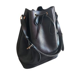 Louis Vuitton-Handbag-Black,Golden