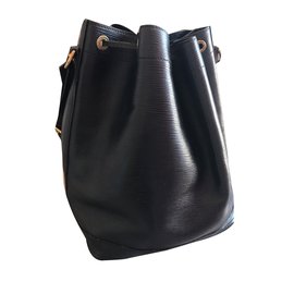 Louis Vuitton-Handbag-Black,Golden