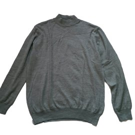 Smalto Strickwaren Grau