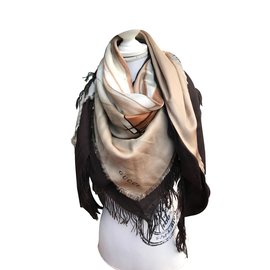 Gucci sciarpe Marrone scuro