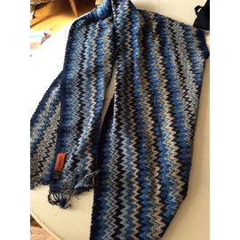 Missoni-Missoni-Schal in verschiedenen Blau-Dimensionen mit silbernem Faden-Blau