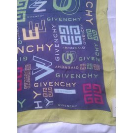 Givenchy-Sciarpa-Multicolore