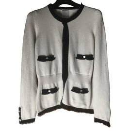 Chanel-Cardigan-Beige