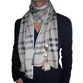 Burberry-Scarves-Cream