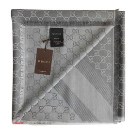 Lenço GUCCI Cinza