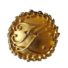 Karl Lagerfeld Pins e spille D'oro