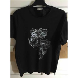 balenciaga t shirt second hand