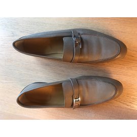 Hermès-Loafers Slip ons-Caramel