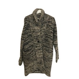 Zara Mantel Grau
