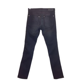 Acne-Max Thor-Black