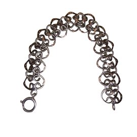 Vintage-Bracelets-Silvery