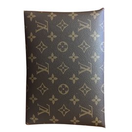 Louis Vuitton-Louis Vuitton pochette kirigami-Marrone