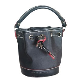 tommy hilfiger handbag black