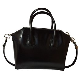 Givenchy-Antigona pequeña-Negro