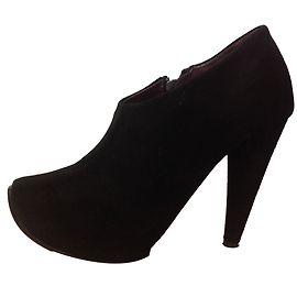 Acne Black Suede Ankle Boots 39 Black