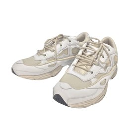 Adidas-Sneakers-White