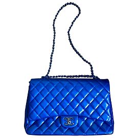 Chanel Bolsos de mano Azul
