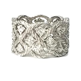 Buccellati Eternelle ring White