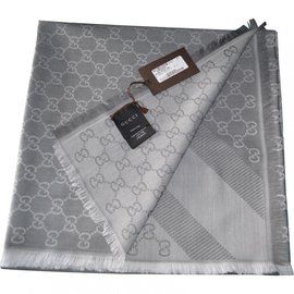 Gucci-Foulards-Gris