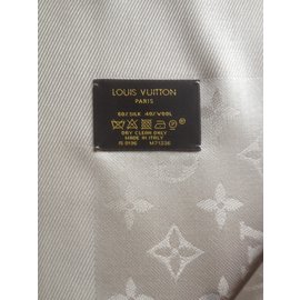 Louis Vuitton-Classical Monogram Scarf-Beige