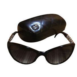 Chanel-Oculos escuros-Preto