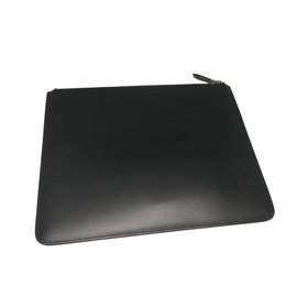 Givenchy-Givenchy Flat Pouch-Black