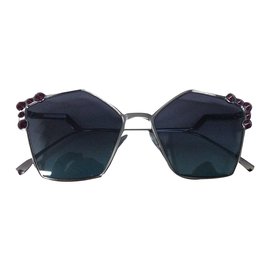 Fendi-Sunglasses-Silvery