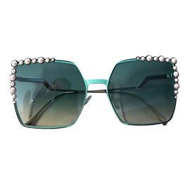 Fendi-Sunglasses-Blue