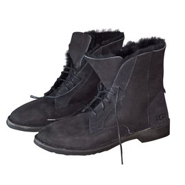Ugg Boots Black