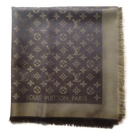 Louis Vuitton Lenço Clássico Monograma Marrom