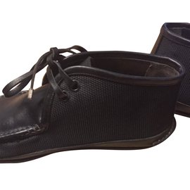 Yves Saint Laurent-Lace ups-Black,Beige