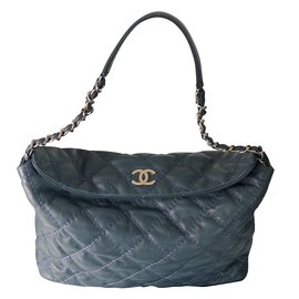 Chanel-Bolsos de mano-Azul