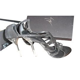 Sandales Giuseppe Zanotti en daim noir et strass Noir
