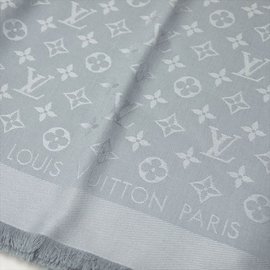 Louis Vuitton-Bufanda clásica del monograma-Gris