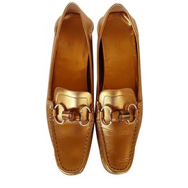 Gucci-Flats-Golden