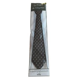 Hermès-Ties-Grey