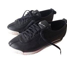 Nike Cortez Noir