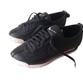 Nike-Cortez Sneakers-Black
