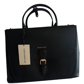 Bolsa de alforje em couro grande assinada da Burberry em preto Preto