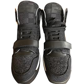 Louis Vuitton-Sneakers-Black