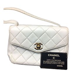 Chanel Mini Weiß