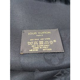 Louis Vuitton-SHAWL MONOGRAM NEGRO-Negro