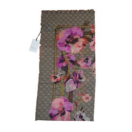 Gucci Cachecol Multicor